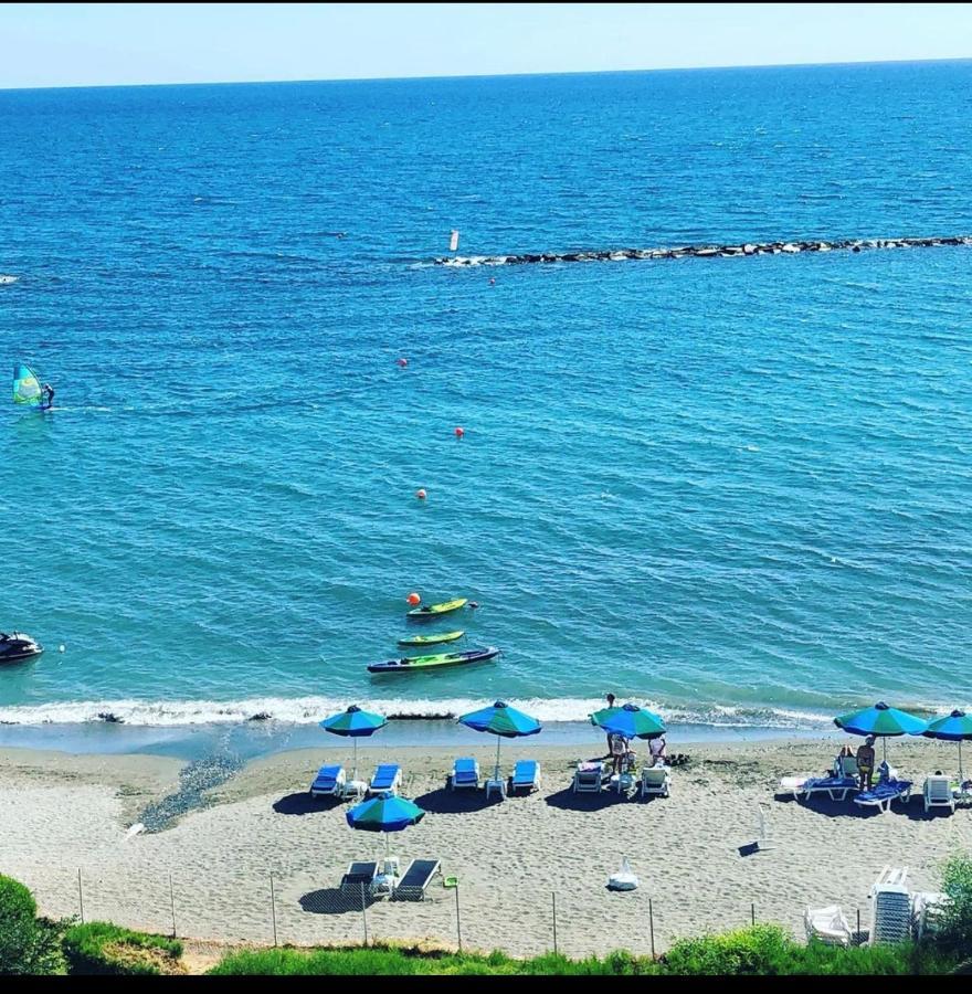 The Ermitage On The Beach Limassol Ngoại thất bức ảnh